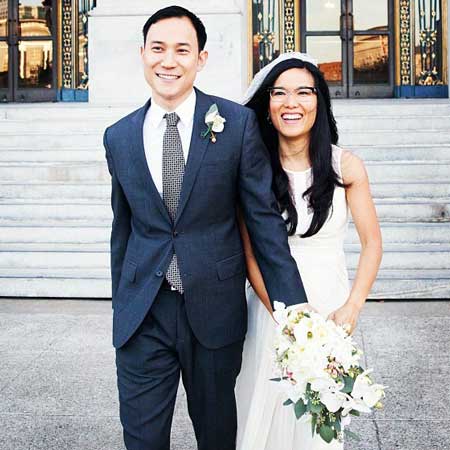 Justin Hakuta and Ali Wong wedding photo