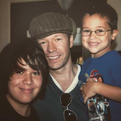 Xavier Alexander Wahlberg with his father Donnie Wahlberg and-brother Elijah Hendrix Wahlberg