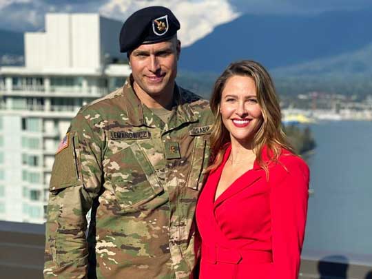 David Lemanowicz in army uniform with his wife Jill Wagner