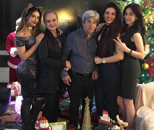 Jessica Cediel with her family
