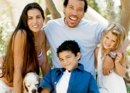Diane Alexander with her ex-husband Lionel Richie and children Miles Richie and Sofia Richie