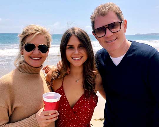  Kate Connelly with her ex-husband Bobby Flay and her daughter Sophie Flay