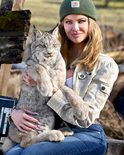 Dana Hamm's pic with wild animal